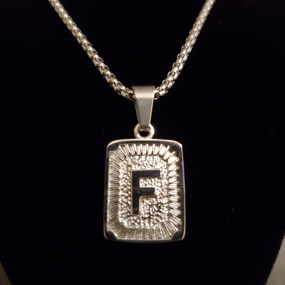 New Silver Plated Initial "F" Box Chain Necklace - Picture 1 of 8
